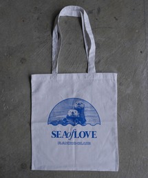 AKISHIKA design（アキシカデザイン）の「Tote Bag Sea Of Love（トートバッグ）」
