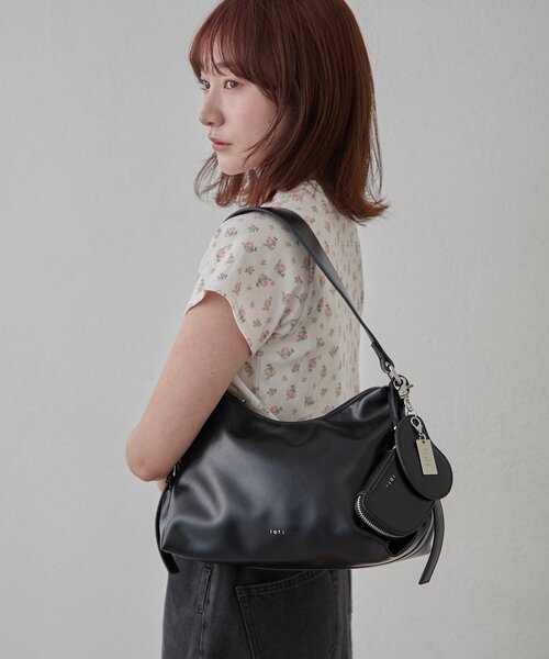 mline（エムライン）の「[mline]ビーンズミラー ポーチバッグ（ショルダーバッグ・レディース・ブラック/ブラウン/レッド・ONE SIZE）」の5枚目の写真