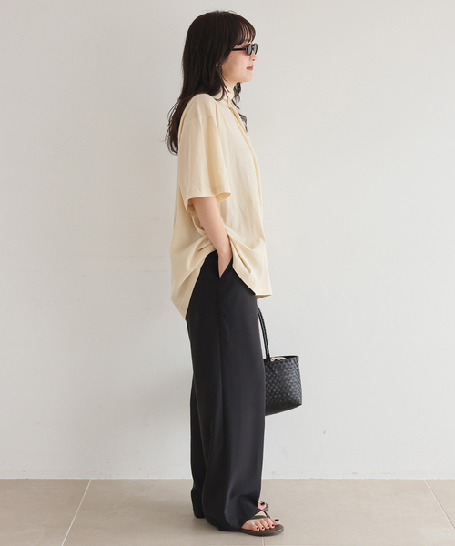 SLOBE IENA(スローブイエナ)の「Plus by ONIT/オニット SLOBE別注 スカーフ付Tシャツ(Tシャツ/カットソー・レディース・ベージュ系その他/ホワイト・FREE)」の4枚目の写真