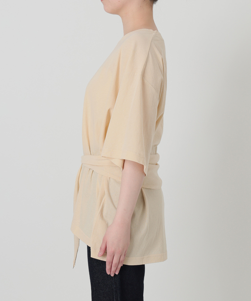 SLOBE IENA(スローブイエナ)の「Plus by ONIT/オニット SLOBE別注 スカーフ付Tシャツ(Tシャツ/カットソー・レディース・ベージュ系その他/ホワイト・FREE)」の21枚目の写真