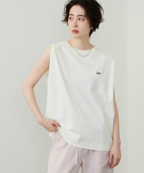Lee(リー)の「Lee/リー Leeロゴ ノースリーブTシャツ(Tシャツ/カットソー・レディース・ブラック/ベージュ/グリーン/ホワイト/チャコール・MEDIUM/SMALL)」の2枚目の写真
