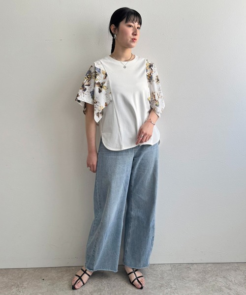 LHELBIE（レルビエ）の「フラワープリントトップス（Tシャツ/カットソー・レディース・ブラック/ブルー/オフホワイト・M）」の17枚目の写真