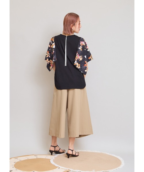 LHELBIE（レルビエ）の「フラワープリントトップス（Tシャツ/カットソー・レディース・ブラック/ブルー/オフホワイト・M）」の14枚目の写真