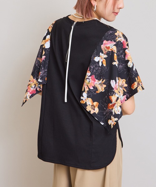 LHELBIE（レルビエ）の「フラワープリントトップス（Tシャツ/カットソー・レディース・ブラック/ブルー/オフホワイト・M）」の6枚目の写真