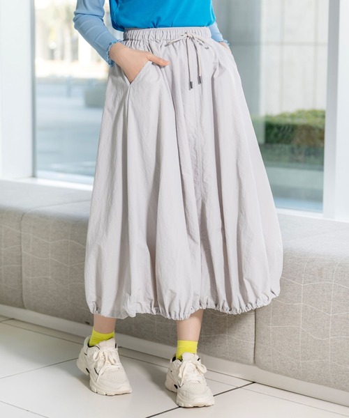 PATRIOT TAXI SELECT(パトリオットタクシーセレクト)の「【KILA MODA】軽量ワッシャー素材バルーンシルエットスカート(スカート・レディース・ブラック/シルバーグレー/ライム・LARGE/LL/3L/MEDIUM)」の1枚目の写真