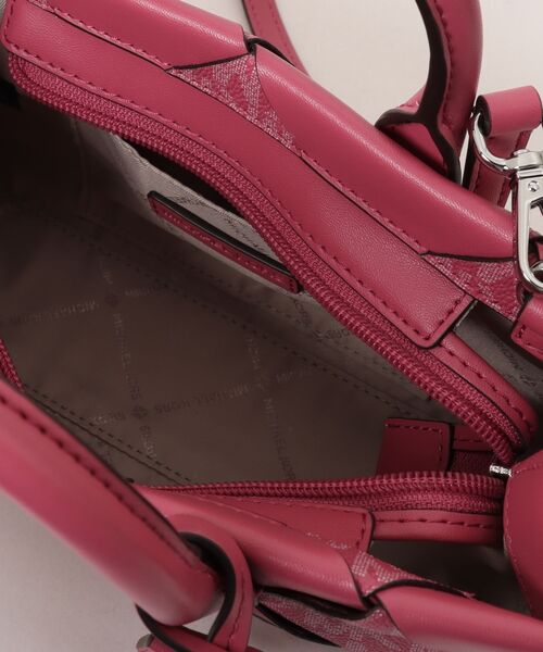 MICHAEL KORS(マイケルコース)の「SM EW TZ XBODY(ショルダーバッグ・レディース・ピンク系その他・FREE)」の4枚目の写真