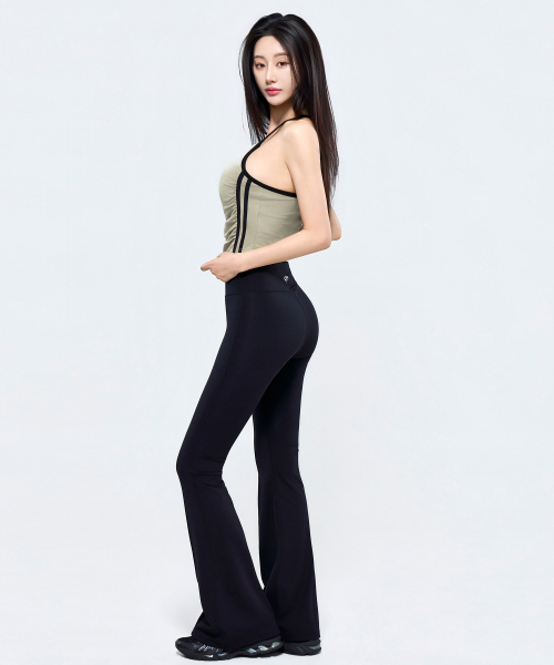 PHYSICAL GARMENTS（フィジカルガーメンツ）の「P5080_キャップ内蔵トラックホルターネックタンクトップ [4COLOR]（Tシャツ/カットソー・レディース・ベージュ/ブラック/ホワイト/グレー・FREE）」の21枚目の写真