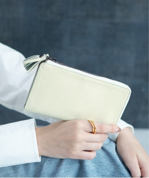 Hallelujah(ハレルヤ)の「長財布 小さい TIDY2.0 MARLE エンボスレザー(ショルダーバッグ・レディース・ホワイト/ブラウン/グレー/ブラック/ネイビー・FREE)」の1枚目の写真