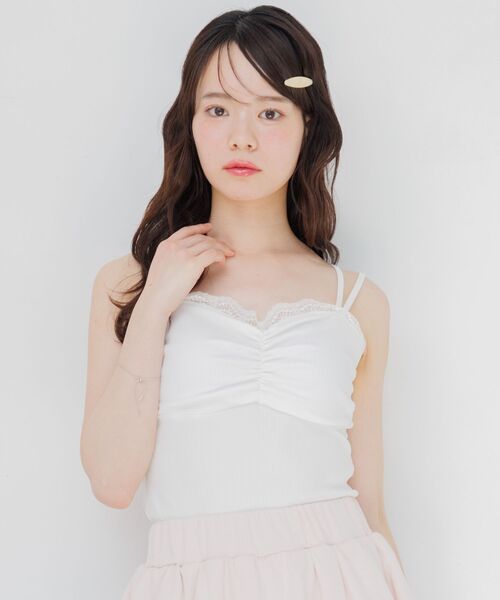 ems excite(エムズエキサイト)の「【2way】クロスストラップキャミ(Tシャツ/カットソー・レディース・ブルー/ナチュラル/ブラック・FREE)」の12枚目の写真