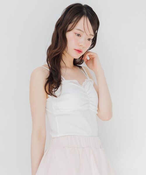 ems excite(エムズエキサイト)の「【2way】クロスストラップキャミ(Tシャツ/カットソー・レディース・ブルー/ナチュラル/ブラック・FREE)」の16枚目の写真