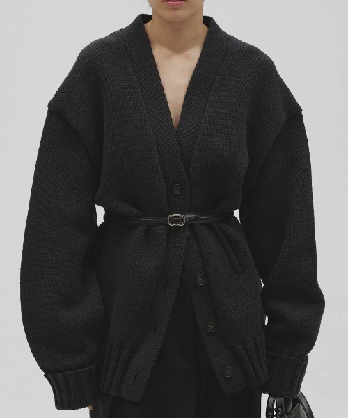TODAYFUL（トゥデイフル）の「【TODAYFUL/トゥデイフル】Boyfriend Knit Cardigan/ボーイフレンドニットカーディガン（カーディガン/ボレロ・レディース・ブラック/ブラウン・FREE）」の2枚目の写真