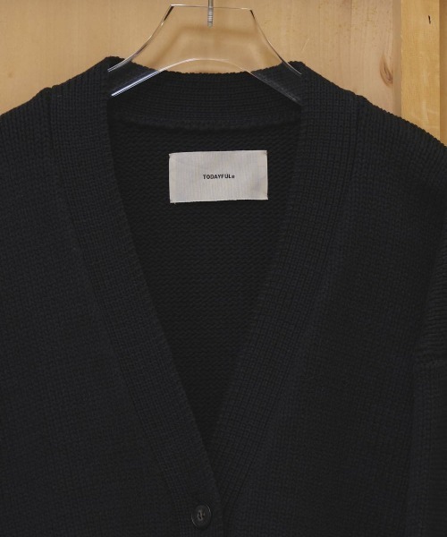 TODAYFUL（トゥデイフル）の「【TODAYFUL/トゥデイフル】Boyfriend Knit Cardigan/ボーイフレンドニットカーディガン（カーディガン/ボレロ・レディース・ブラック/ブラウン・FREE）」の15枚目の写真