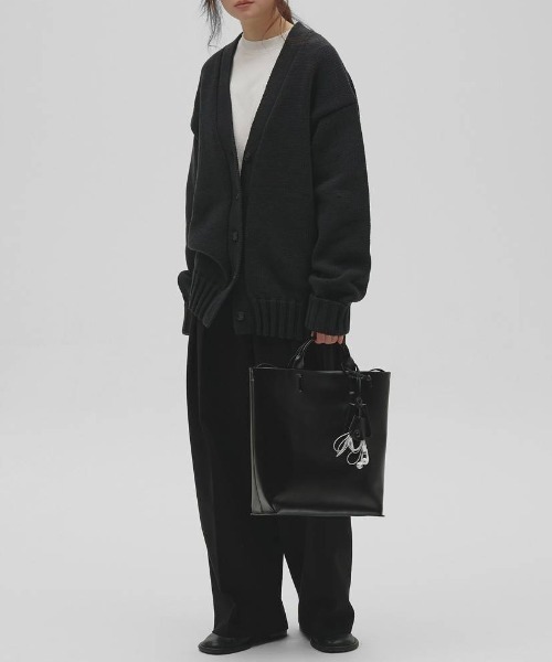 TODAYFUL（トゥデイフル）の「【TODAYFUL/トゥデイフル】Boyfriend Knit Cardigan/ボーイフレンドニットカーディガン（カーディガン/ボレロ・レディース・ブラック/ブラウン・FREE）」の14枚目の写真