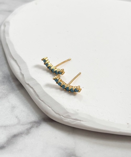 yu-ka(ユーカ)の「YU-KA:ラインジルコニアピアス Line zirconia earrings(ピアス(両耳用)・レディース・ターコイズブルー/レッド/グリーン/ゴールド・FREE)」の7枚目の写真