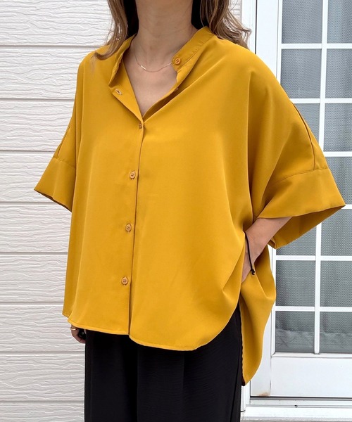 Q(キュー)の「BOXシルエット5分袖シャツ(シャツ/ブラウス・レディース・ブラック/ホワイト/マスタード・MEDIUM)」の3枚目の写真