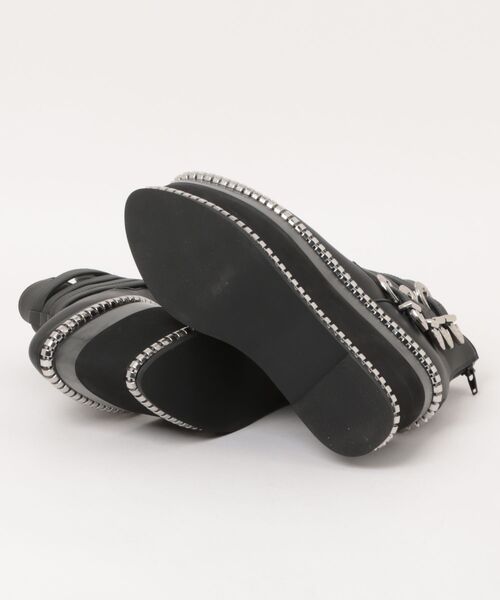 Jeffrey Campbell（ジェフリーキャンベル）の「メタルパーツ 厚底ショートブーツ（ブーツ・レディース・ブラック・37）」の3枚目の写真