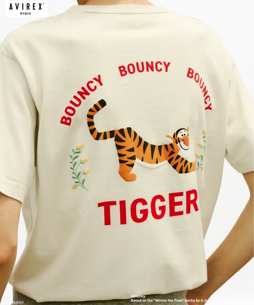 AVIREX(アヴィレックス)の「《Disney Collection》WINNIE THE POOH /TIGGER/ T-SHIRT(Tシャツ/カットソー・レディース・ブラック/オフホワイト・F)」の1枚目の写真