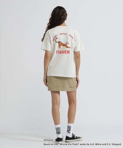 AVIREX(アヴィレックス)の「《Disney Collection》WINNIE THE POOH /TIGGER/ T-SHIRT(Tシャツ/カットソー・レディース・ブラック/オフホワイト・F)」の22枚目の写真