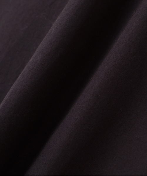 MHL.(エムエイチエル)の「GARMENT DYED COTTON POPLIN(シャツ/ブラウス・メンズ・チャコール/アイボリー・LARGE/MEDIUM)」の4枚目の写真