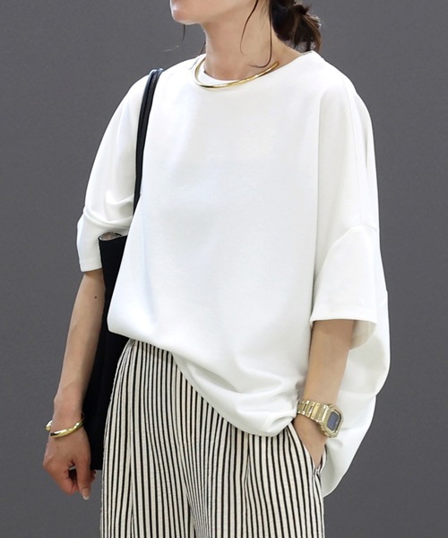 Aletta vita(アレッタビータ)の「ライトポンチドロップショルダーゆるプルオーバー(Tシャツ/カットソー・レディース・ブルー/ブラック/オフホワイト・M)」の2枚目の写真