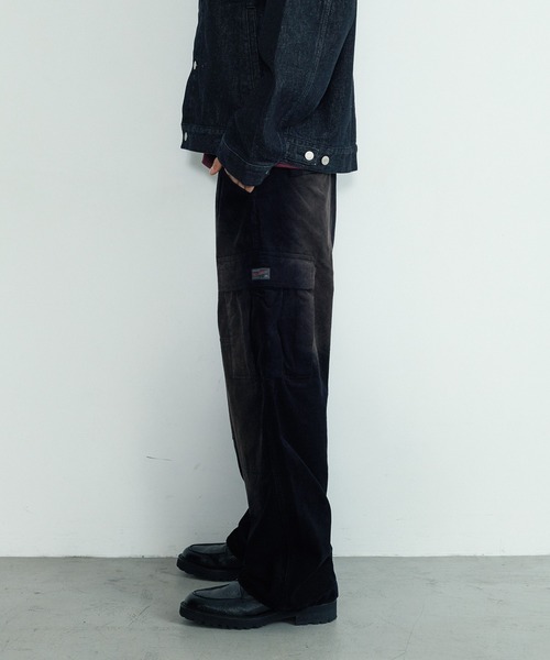 XLARGE(エクストララージ)の「FADED CORDUROY CARGO PANTS(その他パンツ・メンズ・ブルー/オフホワイト/ブラック・32inch/30inch/36inch/34inch)」の10枚目の写真