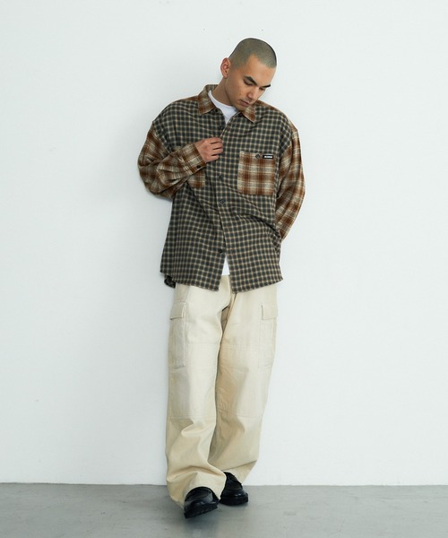 XLARGE(エクストララージ)の「FADED CORDUROY CARGO PANTS(その他パンツ・メンズ・ブルー/オフホワイト/ブラック・32inch/30inch/36inch/34inch)」の15枚目の写真
