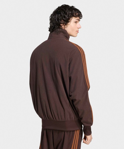 adidas(アディダス)の「adidas/アディダス FIREBIRD CORDUROY TRACK TOP ファイヤーバード コーデュロイ トラックトップ トラックジャケット ジャージ ライトアウター 羽織り スリーストライプス 袖ライン ブランドロゴ メンズ レディース 2026年秋冬 秋服(ブルゾン・メンズ・ダークブラウン/ライトブラウン・S/M/L/XL)」の10枚目の写真