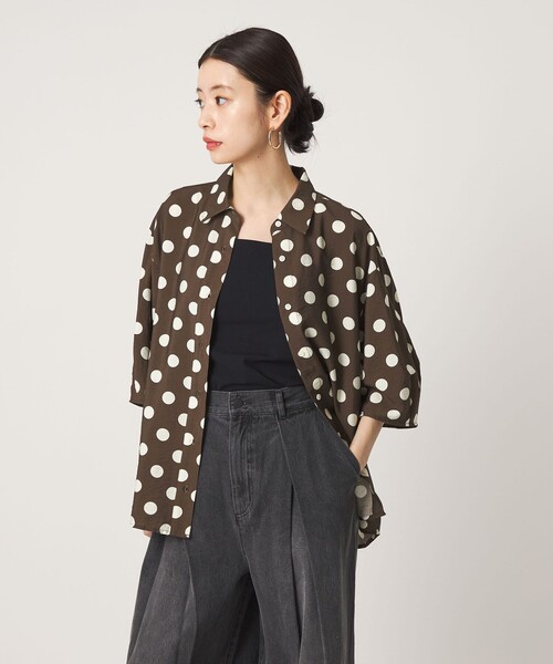 CITEN（シテン）の「＜CITEN＞ドットハーフスリーブシャツ（シャツ/ブラウス・レディース・ダークブラウン・フリー）」の4枚目の写真