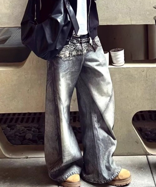SHERU(シェル)の「フェイクスタッズベルト アシッドウォッシュ ワイドバギーパンツ(デニムパンツ・レディース・ブラック・S/M/L)」の15枚目の写真