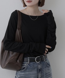 ボートネック指空きTシャツ 長袖