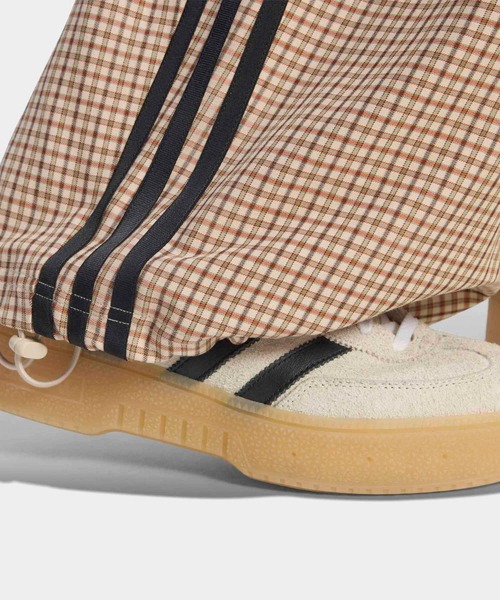 adidas(アディダス)の「チェック トラウザー ルーズ パンツ / アディダスオリジナルス adidas Originals(その他パンツ・レディース・ベージュ・SMALL/3XL/XX-LARGE/MEDIUM/X-LARGE/LARGE)」の10枚目の写真