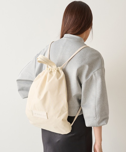 HUNTER(ハンター)の「【HUNTER】TRAVEL DRAWSTRING BACKPACK TOTE(トートバッグ・レディース・ホワイト/ブラック・FREE)」の3枚目の写真