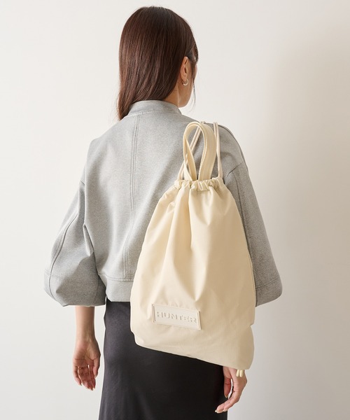 HUNTER(ハンター)の「【HUNTER】TRAVEL DRAWSTRING BACKPACK TOTE(トートバッグ・レディース・ホワイト/ブラック・FREE)」の5枚目の写真