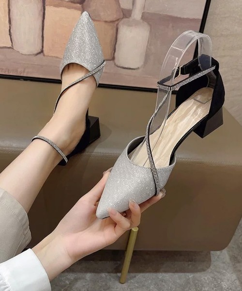 Miniministore(ミニミニストア)の「ポインテッドトゥグリッターパンプス結婚式(パンプス・レディース・ブラック/ベージュ・22.5cm/23.0cm/23.5cm/24.0cm/24.5cm)」の18枚目の写真