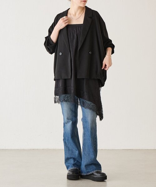 BEARDSLEY(ビアズリー)の「《ZOZO先行予約開始》スソギャザージャケット《FRIPIER》(ブルゾン・レディース・ブラック・FREE)」の2枚目の写真