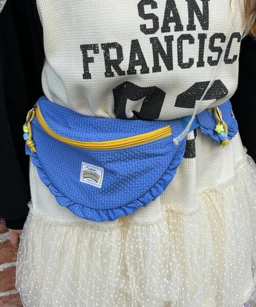 HELLO.SANFRANCISCO(ハローサンフランシスコ)の「【HELLO.SANFRANCISCO】リップフリルコンビウエストBAG(ボディバッグ/ウエストポーチ・レディース・ピンク/ブルー・ONE SIZE)」の3枚目の写真