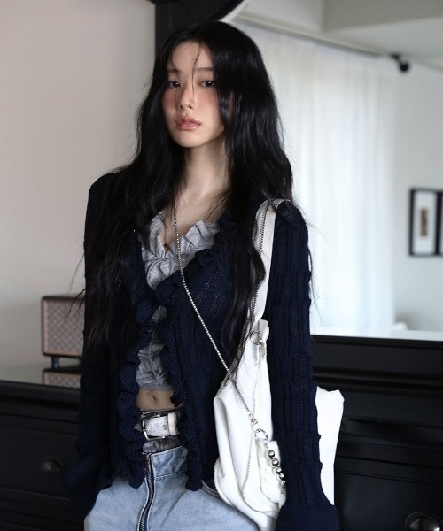 Sibra(シブラ)の「【秋冬新作】韓国風フロントフリルリボンシャーリング長袖トップス(Tシャツ/カットソー・レディース・グレー・M)」の15枚目の写真