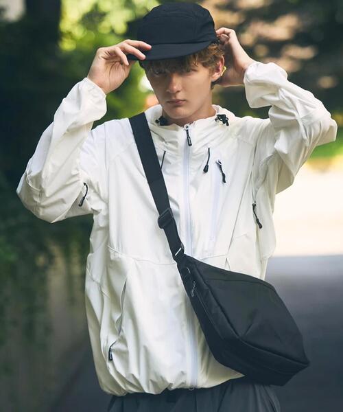 +phenix(プラスフェニックス)の「+phenix/プラスフェニックス/EXPAND SHOULDER BAG 6+(ショルダーバッグ・メンズ・ブラック/グレー・F)」の20枚目の写真
