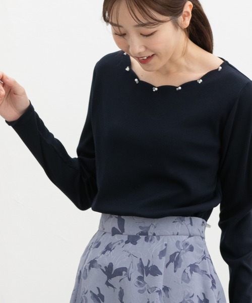 Honeys(ハニーズ)の「スカラップトップス(Tシャツ/カットソー・レディース・スモークピンク/アイボリー/パープル/グレイッシュブルー/ネイビー・L/3L/M/LL/S)」の2枚目の写真