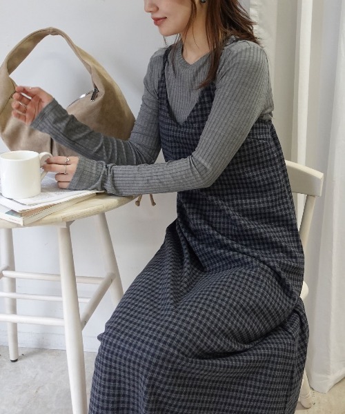 CORNERS(コーナーズ)の「起毛チェックキャミワンピース(ワンピース・レディース・グレー/ベージュ/ブラック・M)」の7枚目の写真
