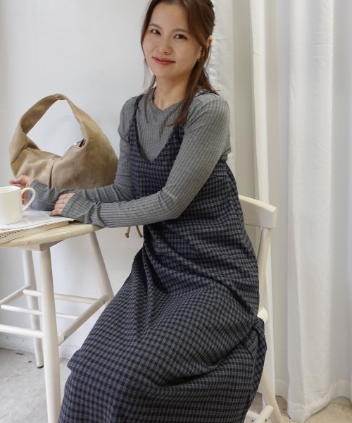 CORNERS(コーナーズ)の「起毛チェックキャミワンピース(ワンピース・レディース・グレー/ベージュ/ブラック・M)」の12枚目の写真