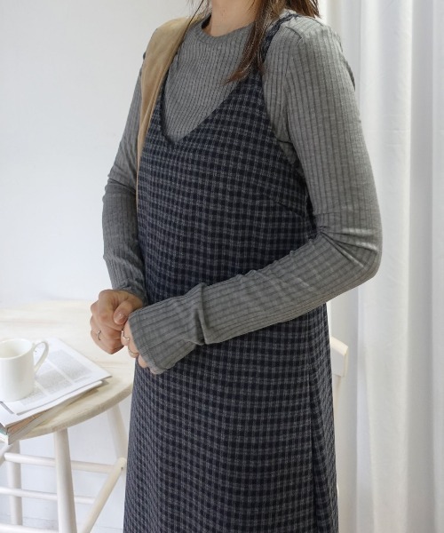 CORNERS(コーナーズ)の「起毛チェックキャミワンピース(ワンピース・レディース・グレー/ベージュ/ブラック・M)」の14枚目の写真