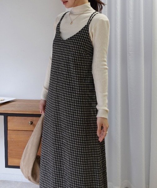 CORNERS(コーナーズ)の「起毛チェックキャミワンピース(ワンピース・レディース・グレー/ベージュ/ブラック・M)」の17枚目の写真