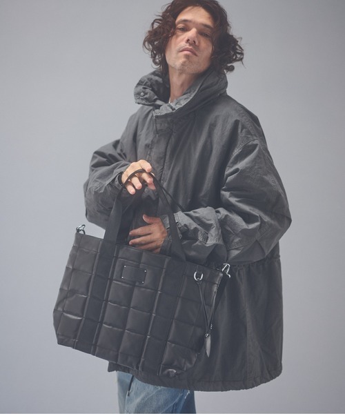 ADAM PATEK(アダムパテック)の「ADAMPATEK/ w/r leather quilting medium tote/撥水レザーキルティングミディアムトート(トートバッグ・メンズ・ブラック・FREE)」の3枚目の写真