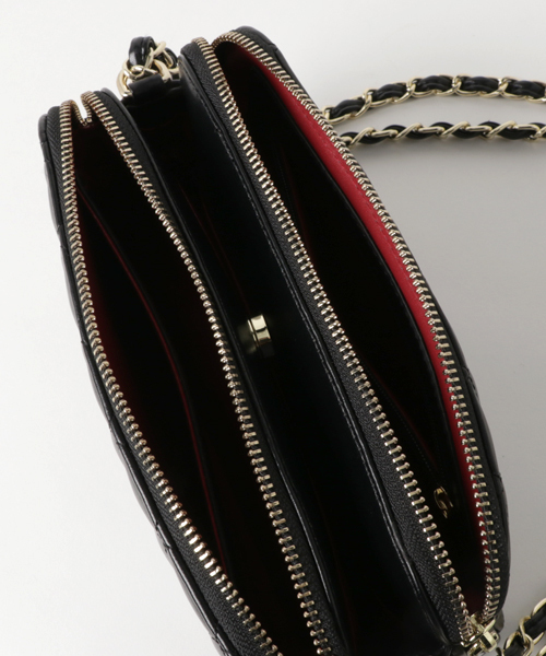 PLAIN CLOTHING（プレーンクロージング）の「ダイヤ柄ステッチチェーンショルダーバッグ【PLAIN CLOTHING】（ショルダーバッグ・レディース・ボルドー/ベージュ/ネイビー/ブラック・FREE）」の8枚目の写真