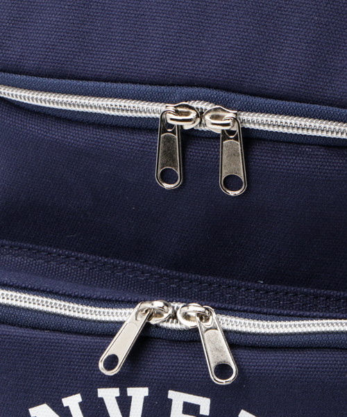 CONVERSE(コンバース)の「【CONVERSE】キャンバスBOXバックパック(バックパック/リュック・メンズ・ホワイト/ブラック/ネイビー・FREE)」の5枚目の写真