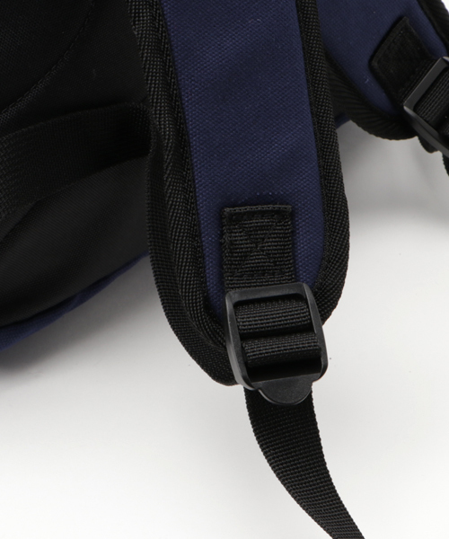 CONVERSE(コンバース)の「【CONVERSE】キャンバスBOXバックパック(バックパック/リュック・メンズ・ホワイト/ブラック/ネイビー・FREE)」の6枚目の写真