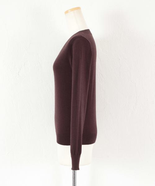 titivate（ティティベイト）の「ｶｼﾐﾔﾀｯﾁｼﾝﾌﾟﾙVﾈｯｸﾆｯﾄﾌﾟﾙｵｰﾊﾞｰ（ニット/セーター・レディース・レッド/ベージュ/杢グレー/ネイビー/ホワイト/ブラック/ブラウン・L/M/S）」の14枚目の写真