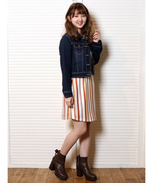 dazzlin（ダズリン）の「コンパクトGジャン（ブルゾン・レディース・ブルー/インディゴブルー・MEDIUM/SMALL）」の5枚目の写真