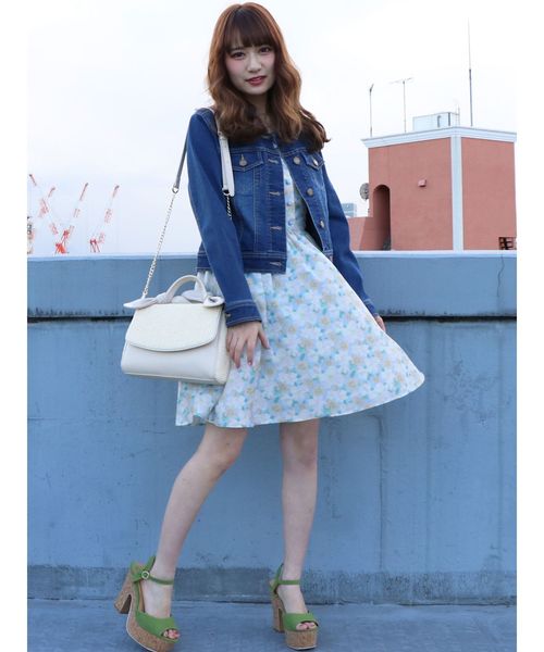 dazzlin（ダズリン）の「コンパクトGジャン（ブルゾン・レディース・ブルー/インディゴブルー・MEDIUM/SMALL）」の10枚目の写真